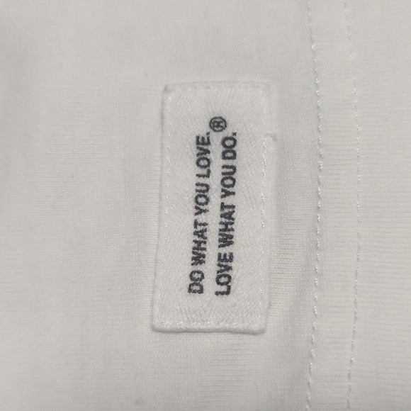 Life Is Good White Shirt with Bear and Red Scarf - Picture 4 of 4